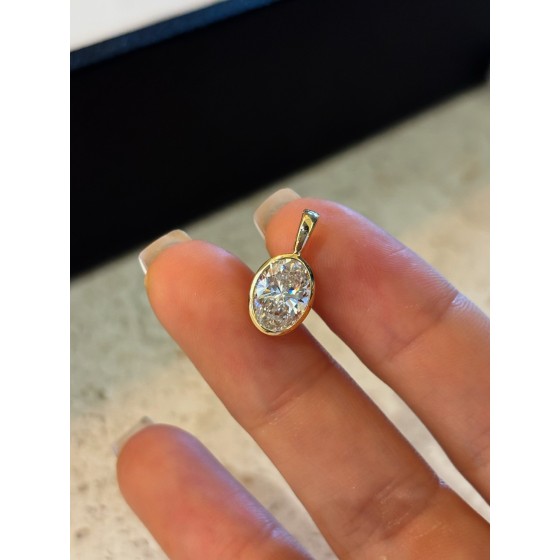 18K Gold Lab Grown Diamond Oval Necklace Center Stone: D: 1.51ct/1 Total Weight: 1.45g