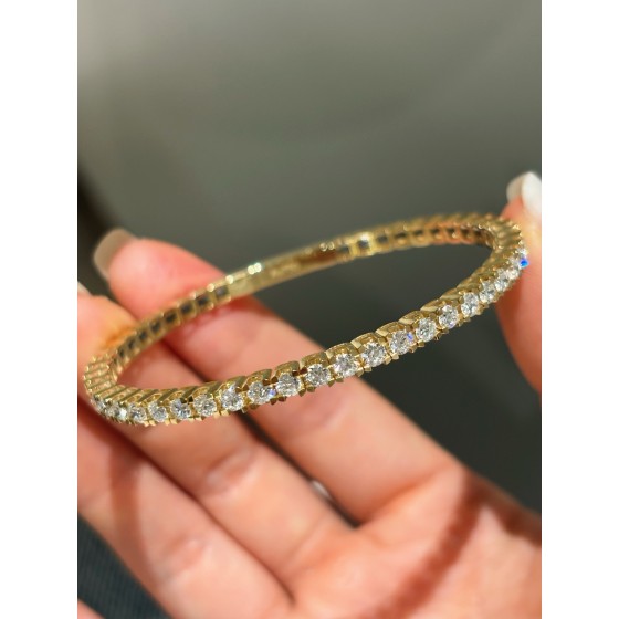 18K Gold Lab Grown Diamond Bracelet Center Stone: D: 3.786ct/46 Total Weight: 12.02g